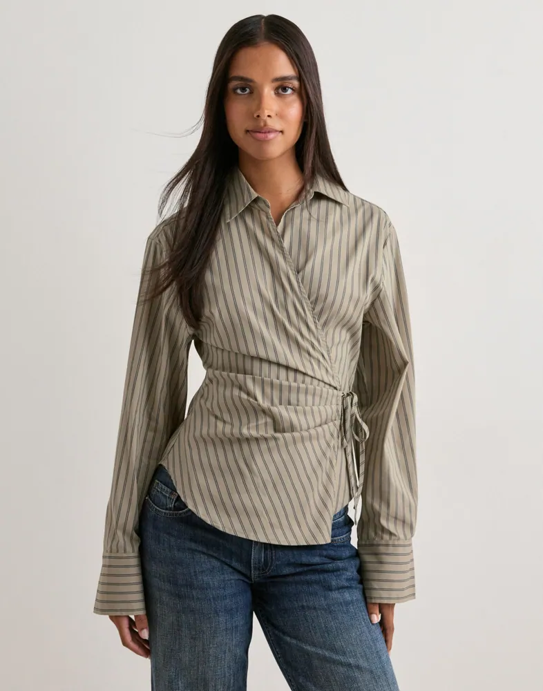 Tied Shirt