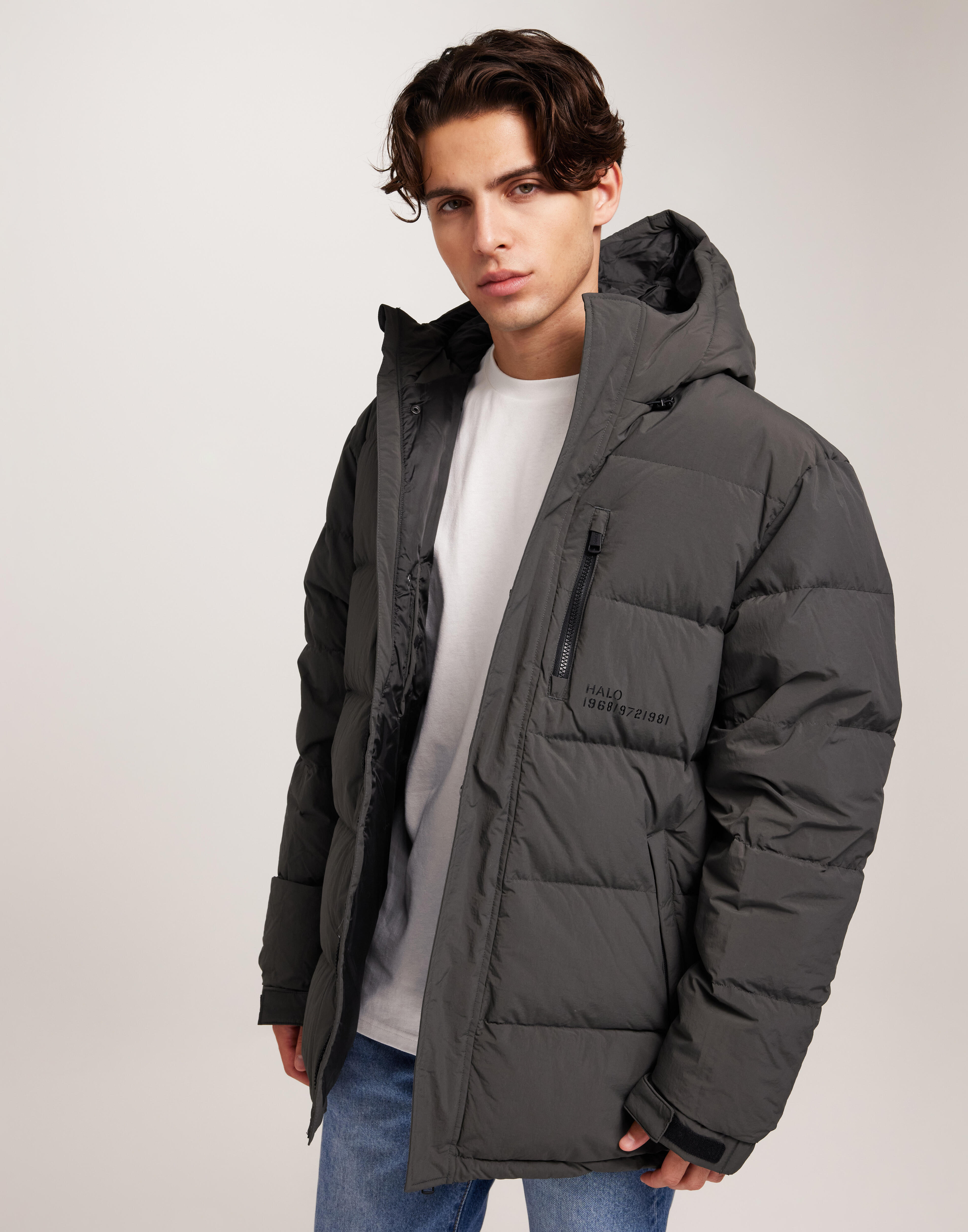 Buy Halo HALO MOUNTAIN DOWN JACKET Raven NLYMAN