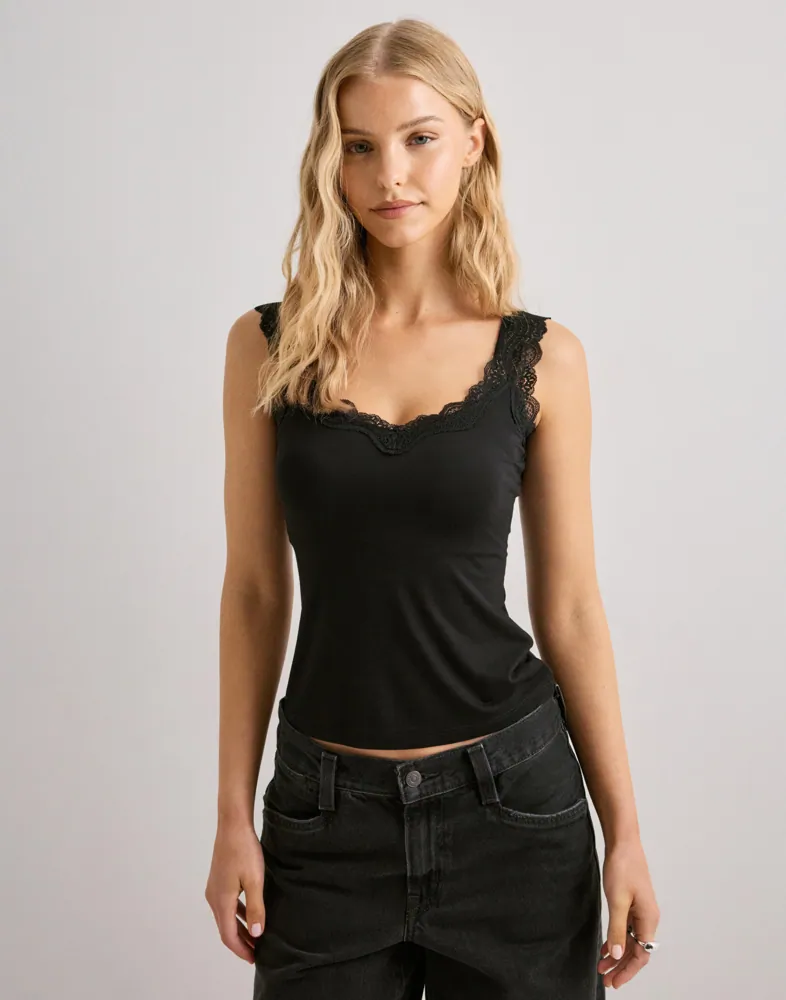 Soft Lace Singlet