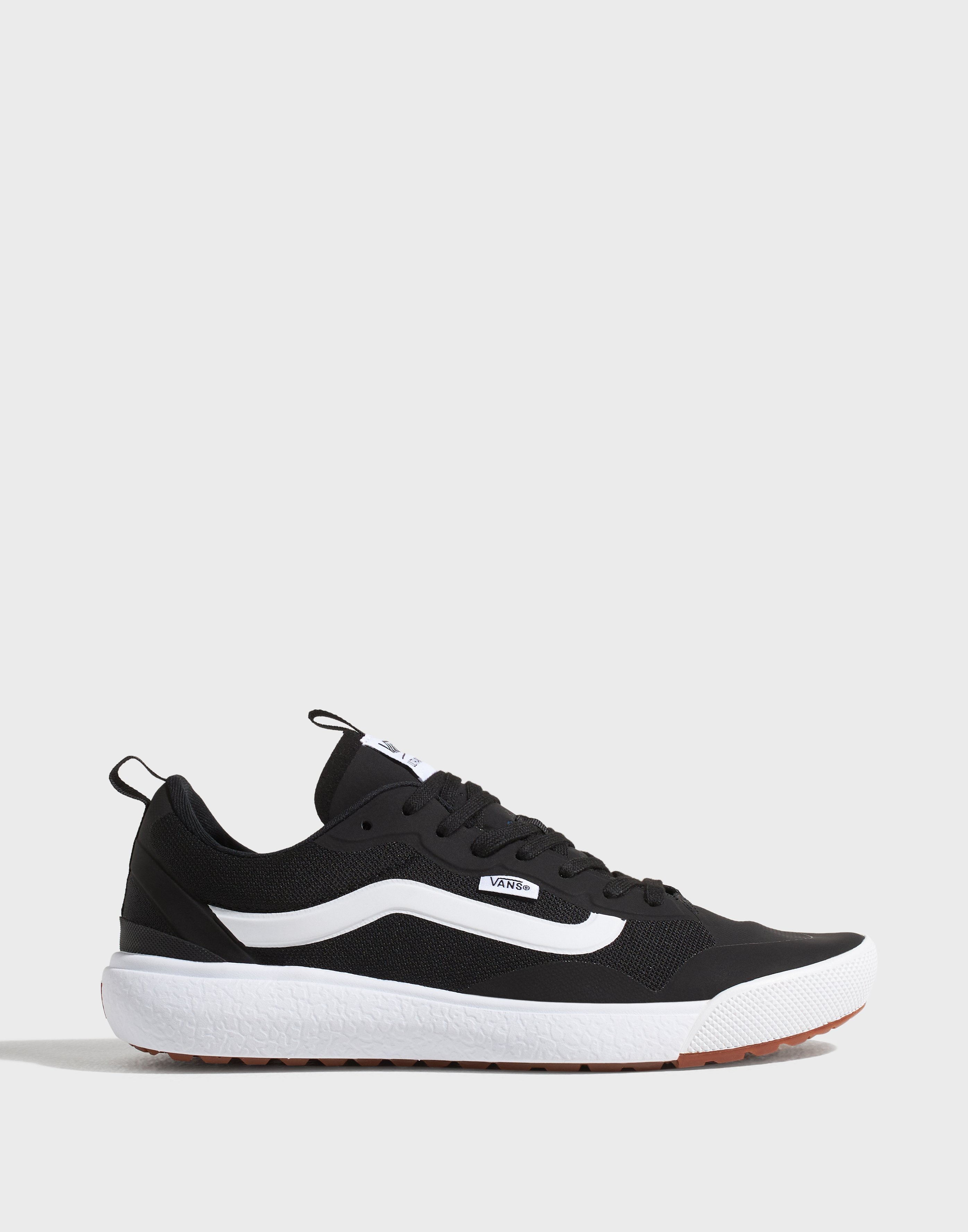 Buy VANS UA UltraRange EXO Black NLYMAN