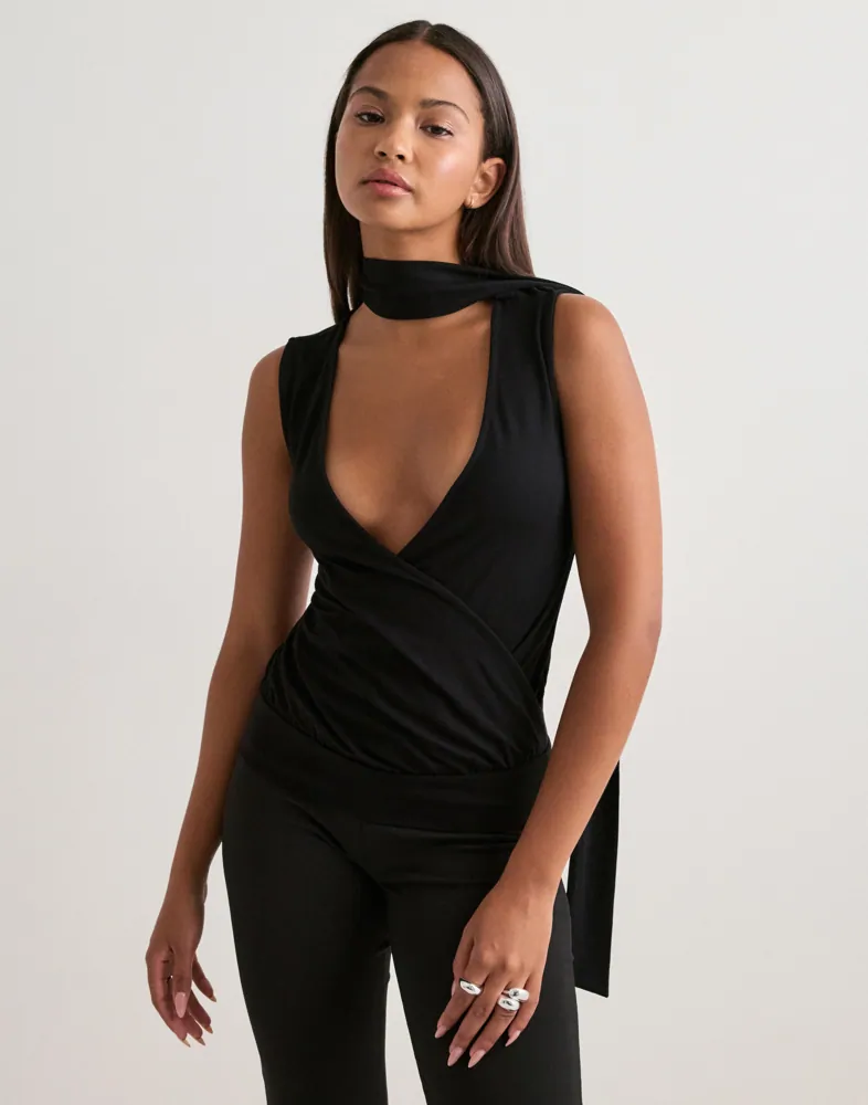 Soft Wrap Scarf Top