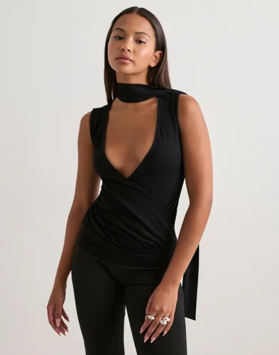 Soft Wrap Scarf Top
