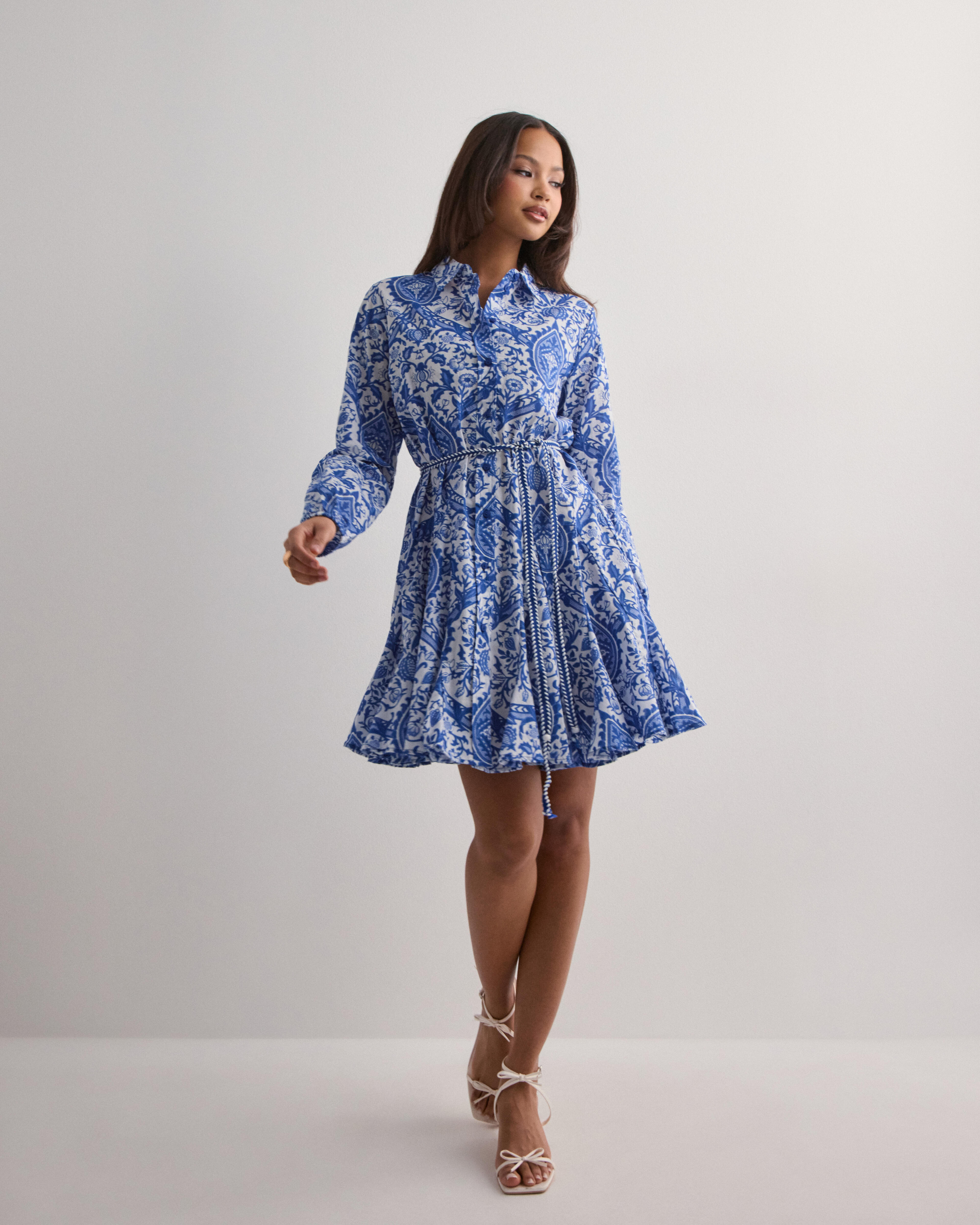 Only - Blå - Onllumina L/S Short Dress Wvn Noos