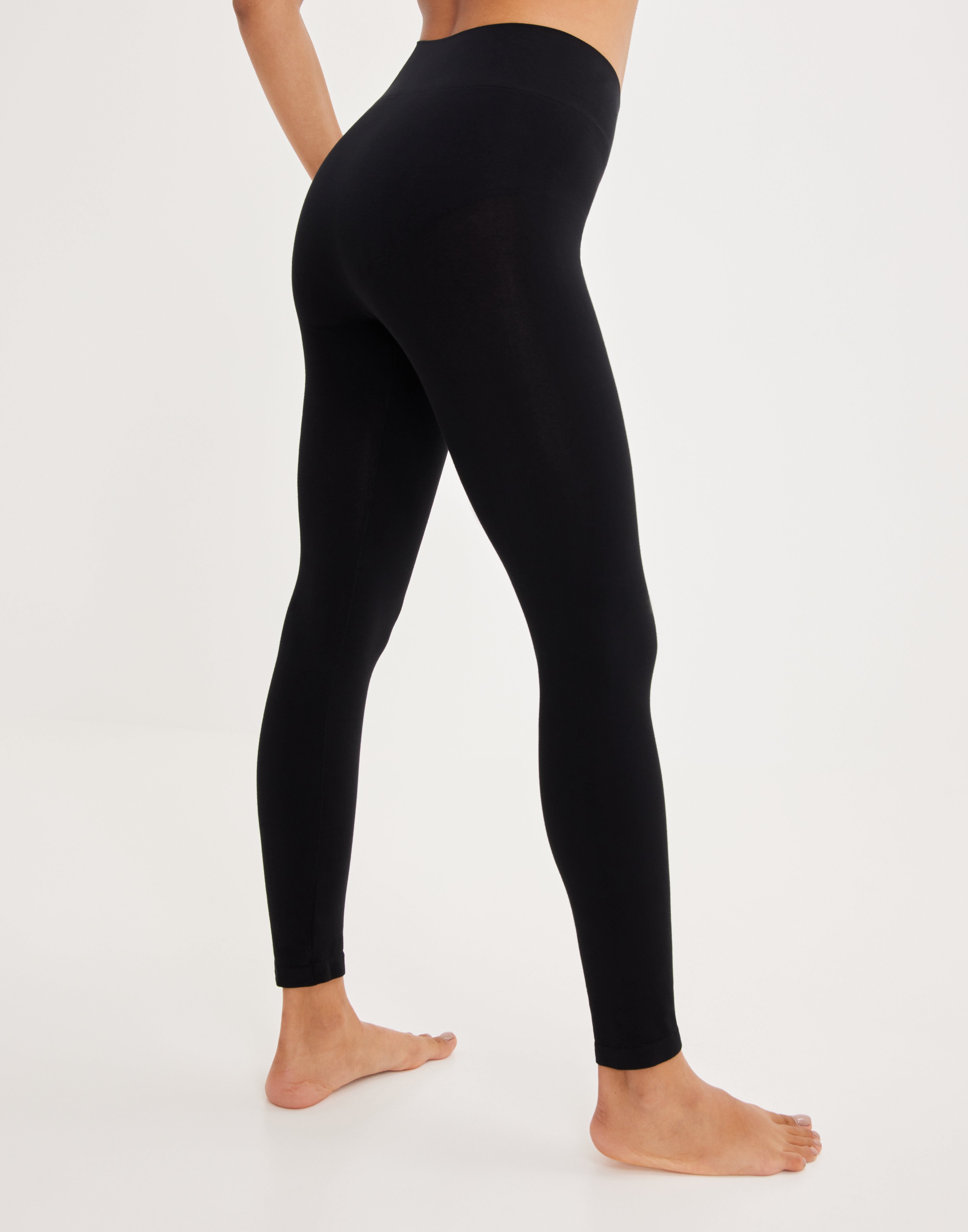 Magic Bodyfashion Stay Warm Muotoilevat Leggings Musta