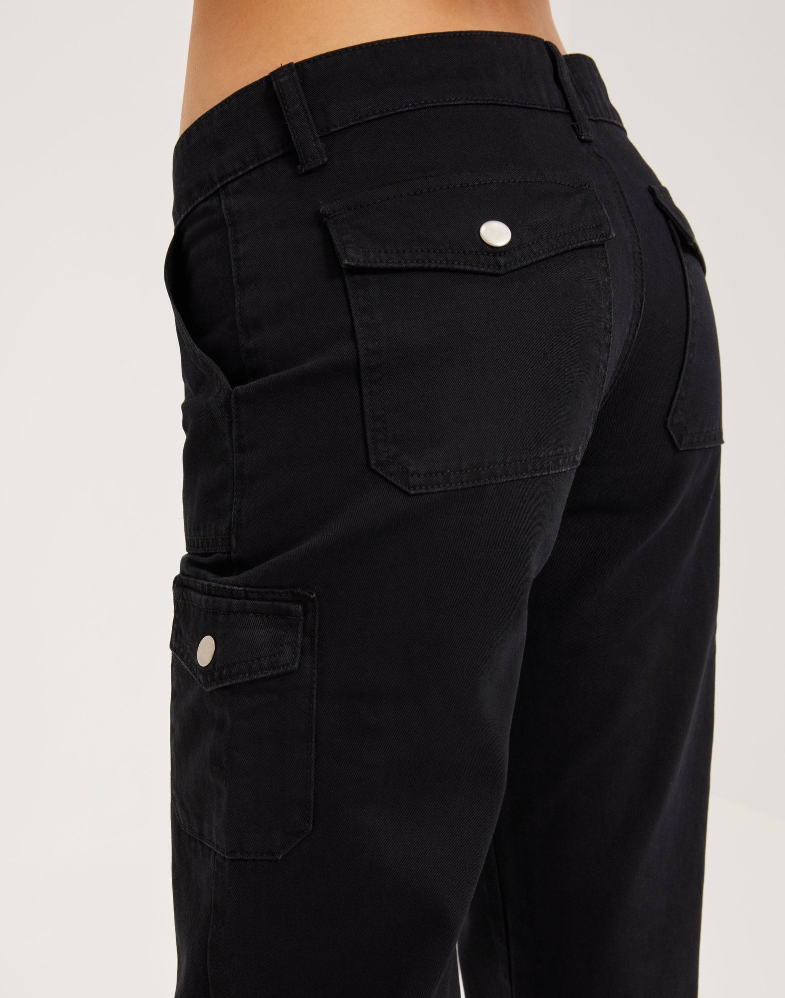 Low Waist Cargo Pants