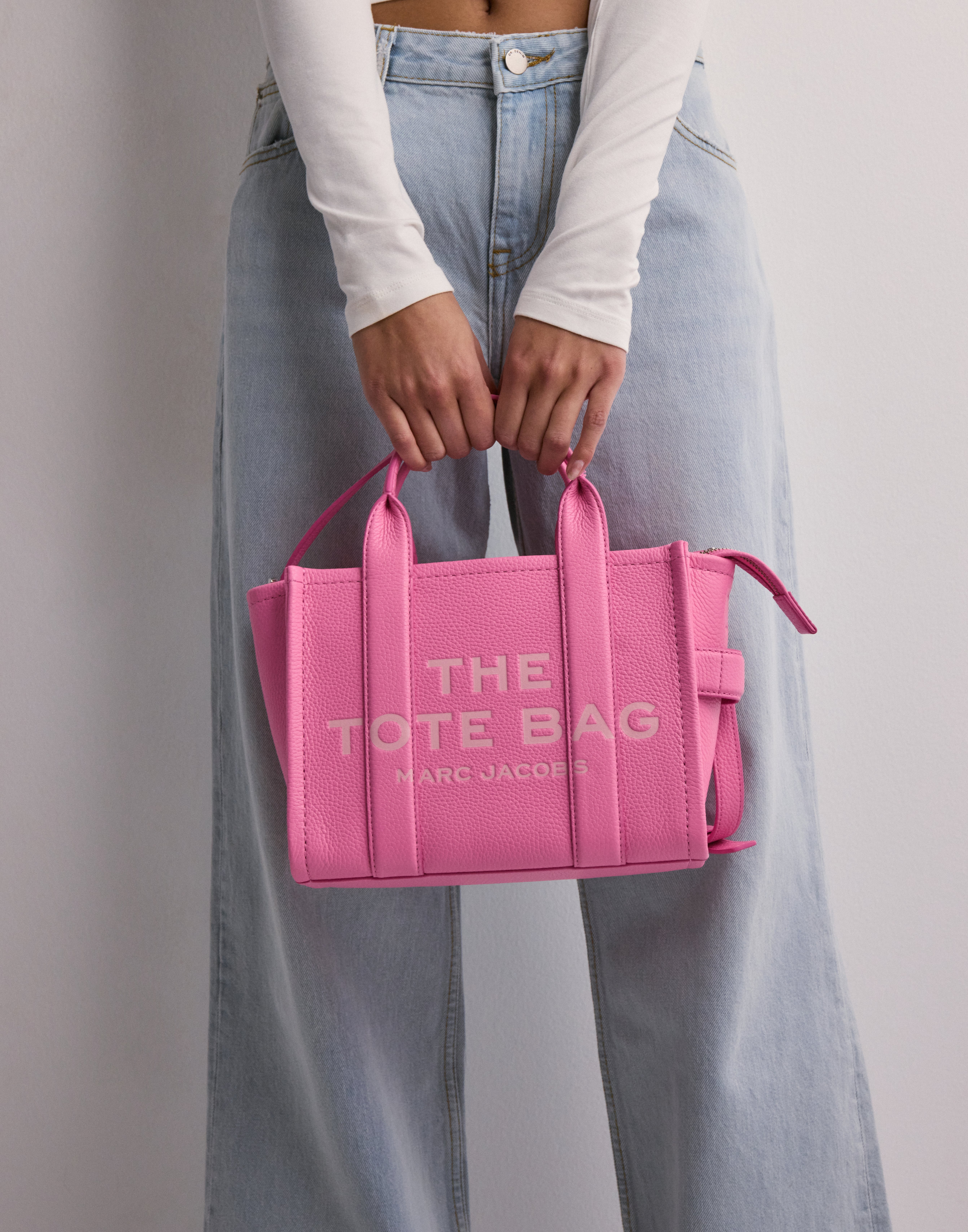 Buy Marc Jacobs THE SMALL TOTE - Petal Pink | Nelly.com