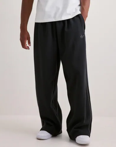Adidas Originals Wide Joggers Mjukisbyxor Svart