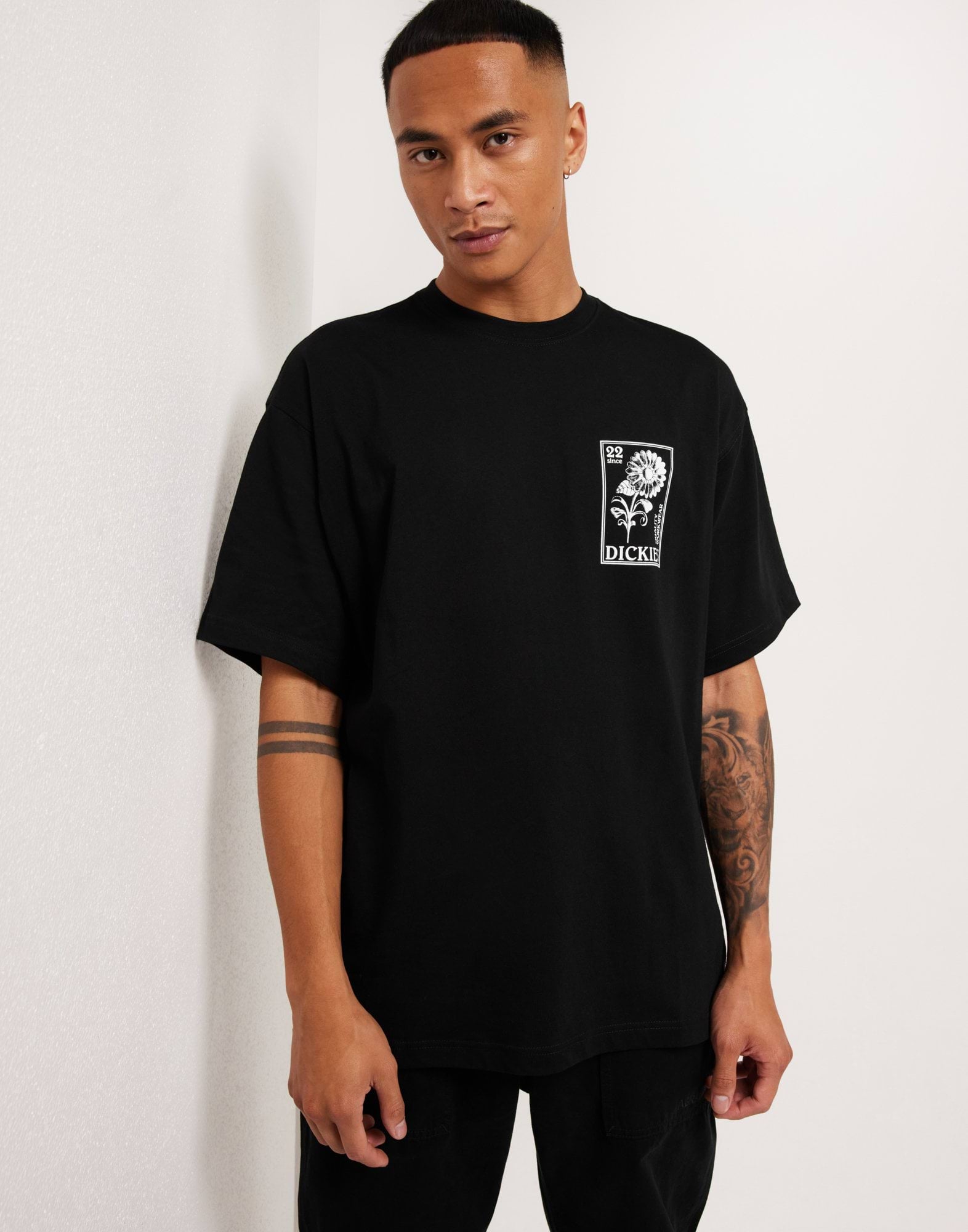 GARDEN PLAIN TEE SS