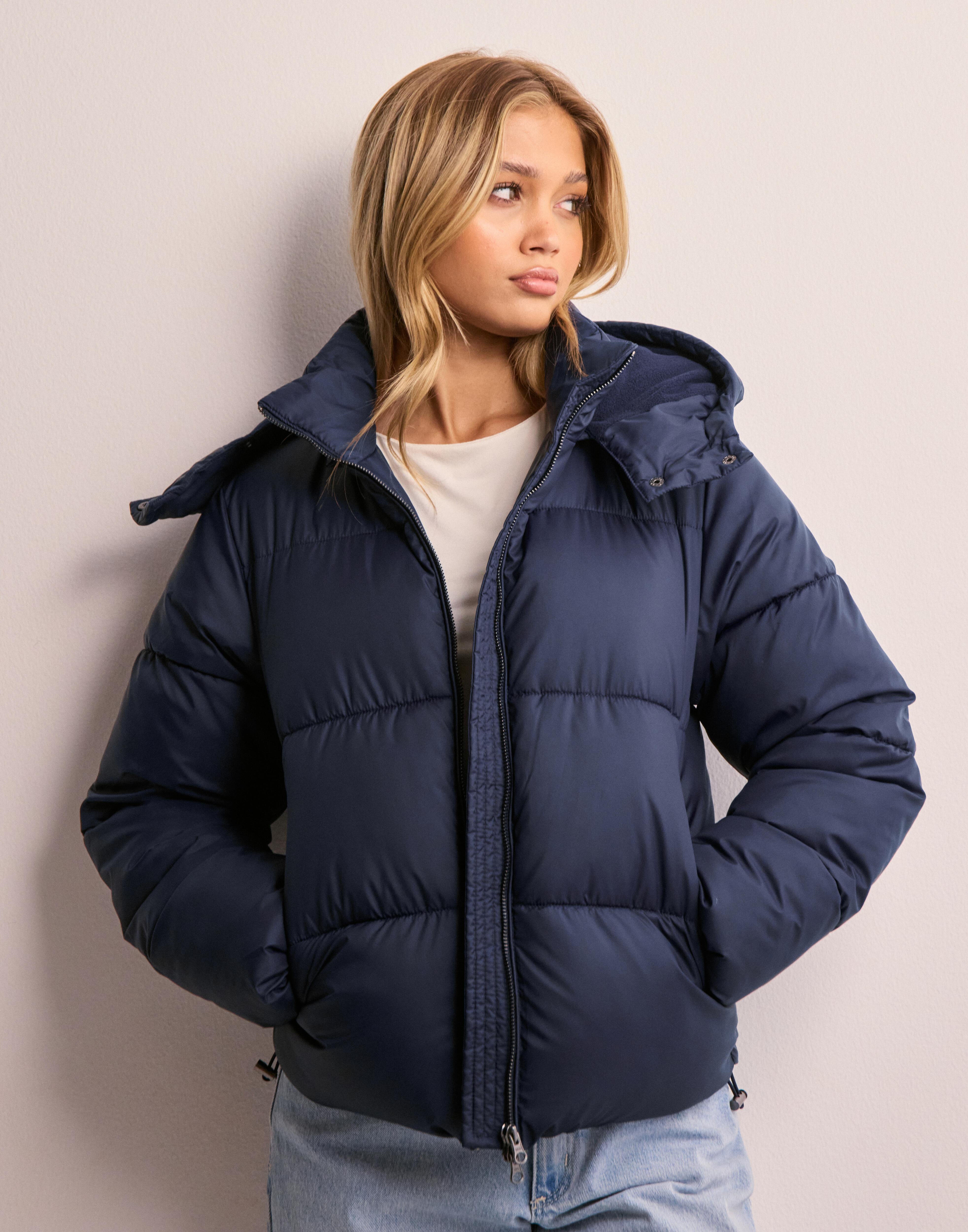 Dark blue puffer jacket hotsell