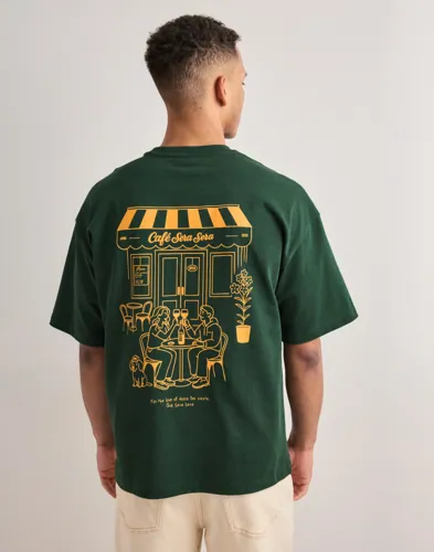 Que Sera Sera Café Sera Sera Tee T-shirts med tryck Grön
