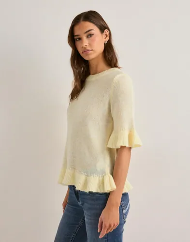 ONLY Onlella Ss Frill O-Neck Knt toppar dam – bild 3