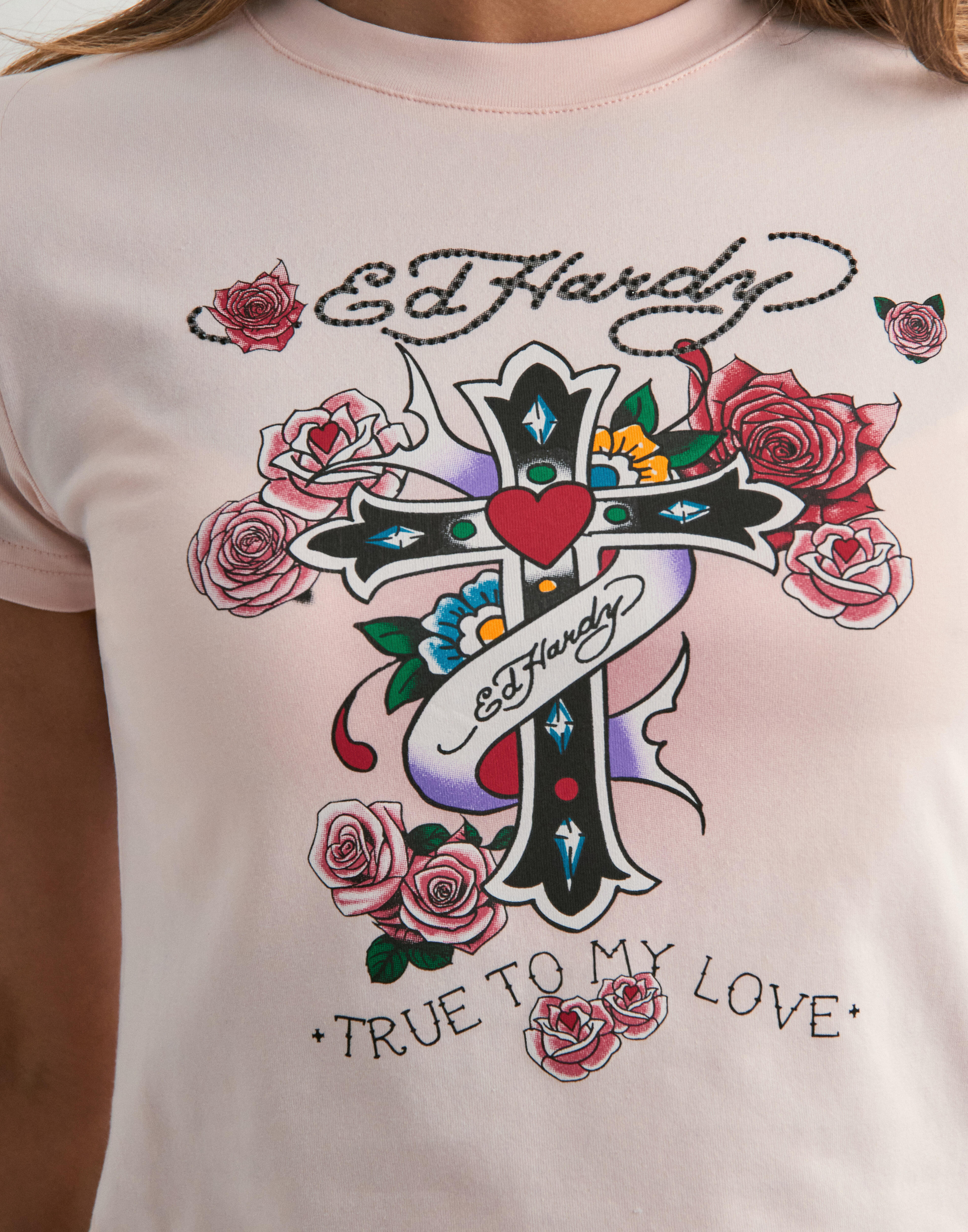 【Ed Hardy】 LOVE IS TRUE DIAMANTE クロップド丈 Tシャツ Buy Ed Hardy Womens Love Is True Diamante Baby Tshirt Top