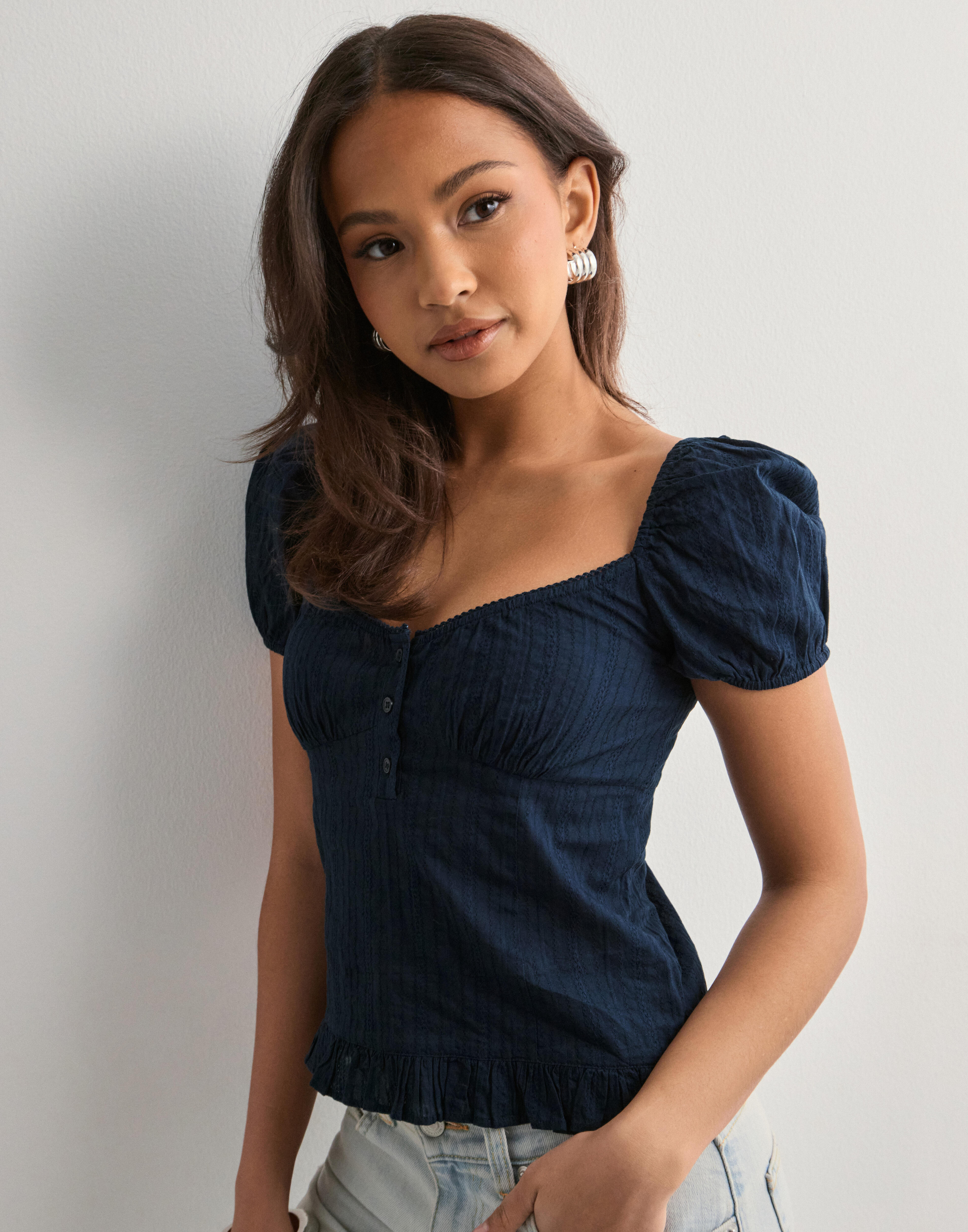 THE TOÉ Ifestou Frill Top Ifestou Frill Top – THE TOÉ