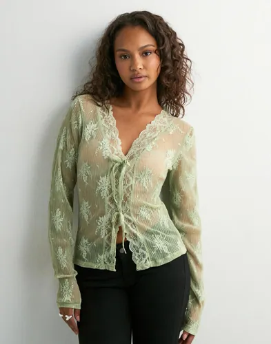 Nelly - Grøn - Delicate Lace LS Top