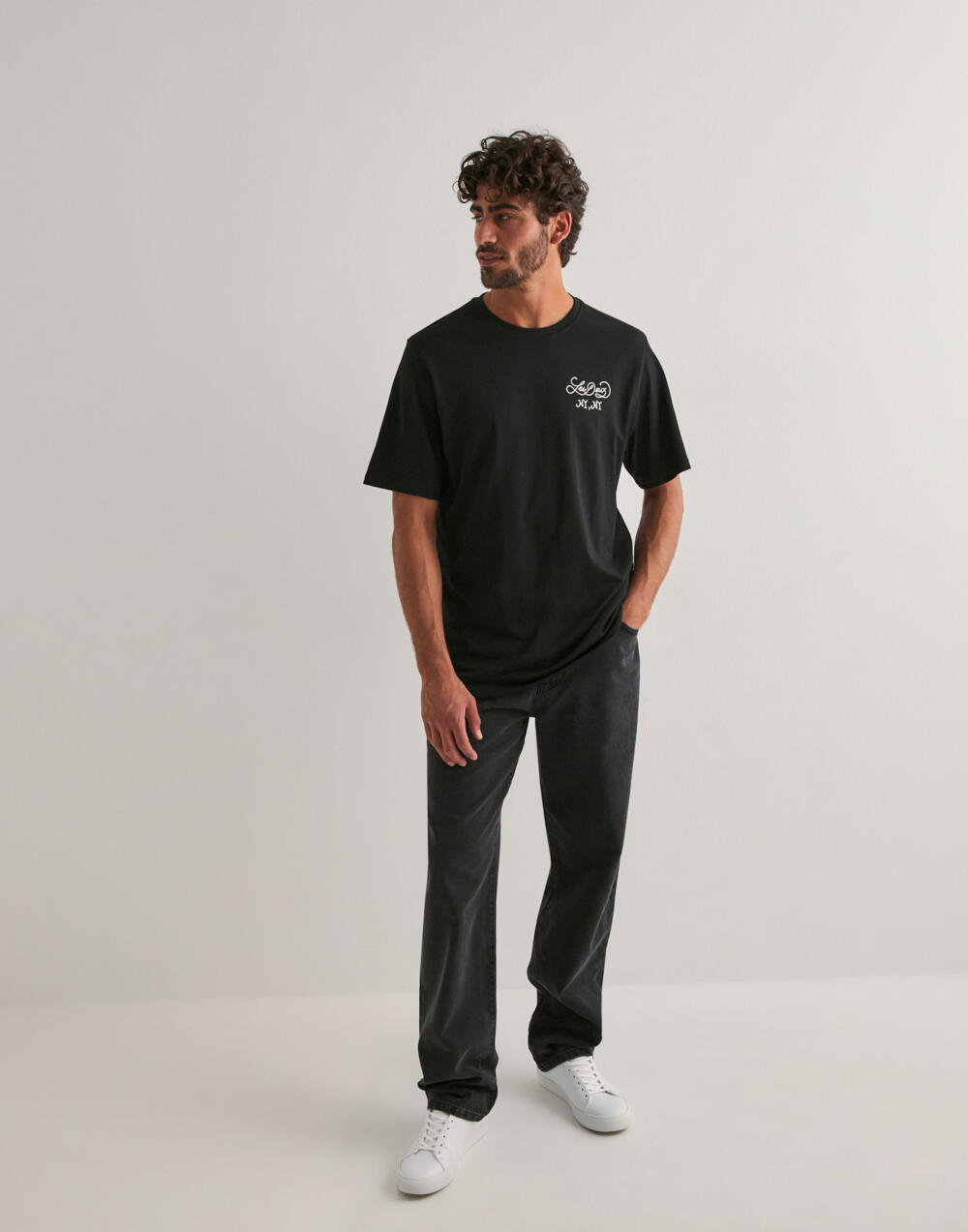 Buy Les Deux Orchard T-Shirt - Black | NLYMAN