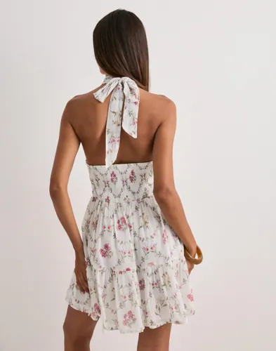 NEO NOIR Magda Spring Flower Dress dam – bild 3