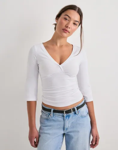 Nelly - Vit - Wrap Half Sleeve Top