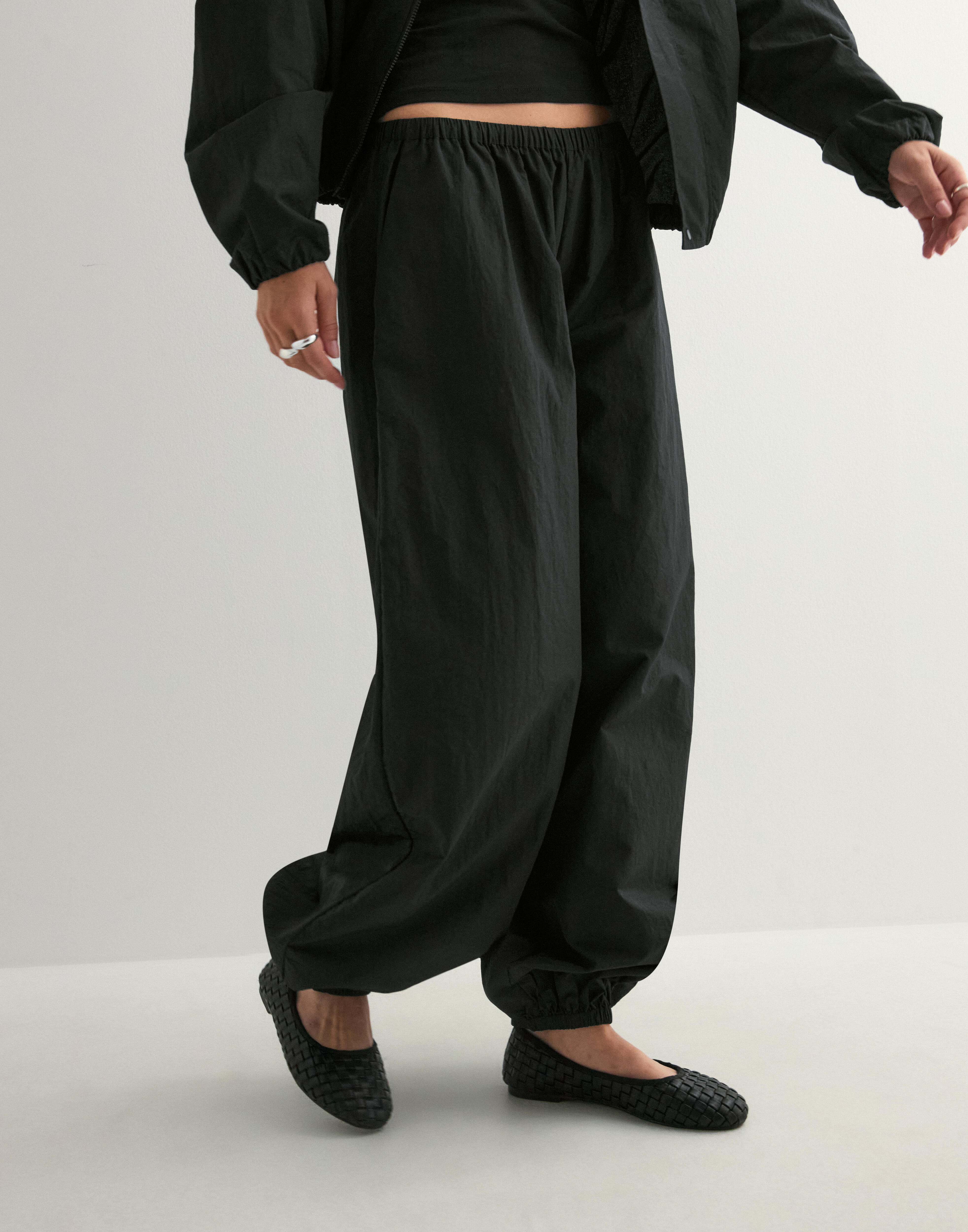 Buy Nelly Balloon Pants - Black | Nelly.com