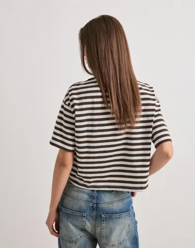 PIECES Pcsadie 2/4 Boxy Tee Jrs Noos t-shirts dam – bild 3