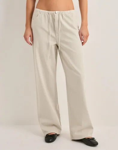 Only - Beige - Onlsilla Lw Sporty Str Pant Cc Pnt