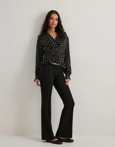 NEO NOIR Tamona Crepe Dot Blouse blusar dam – bild 3