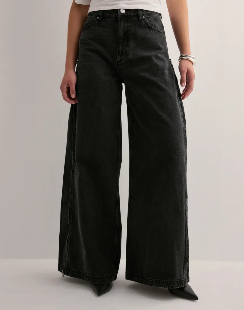 DENIM ZIP PANT