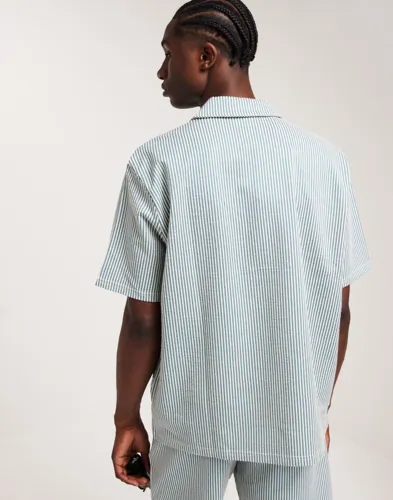 Selected Men Slhrelaxben Seersucker Ss Jersey Sh Randiga skjortor herr – bild 3