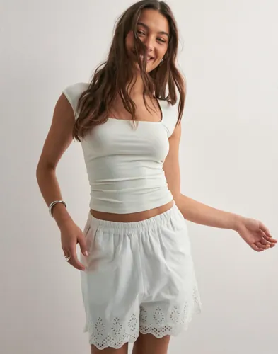 Only - Hvid - Onllou Life Emb Loose Shorts Wvn