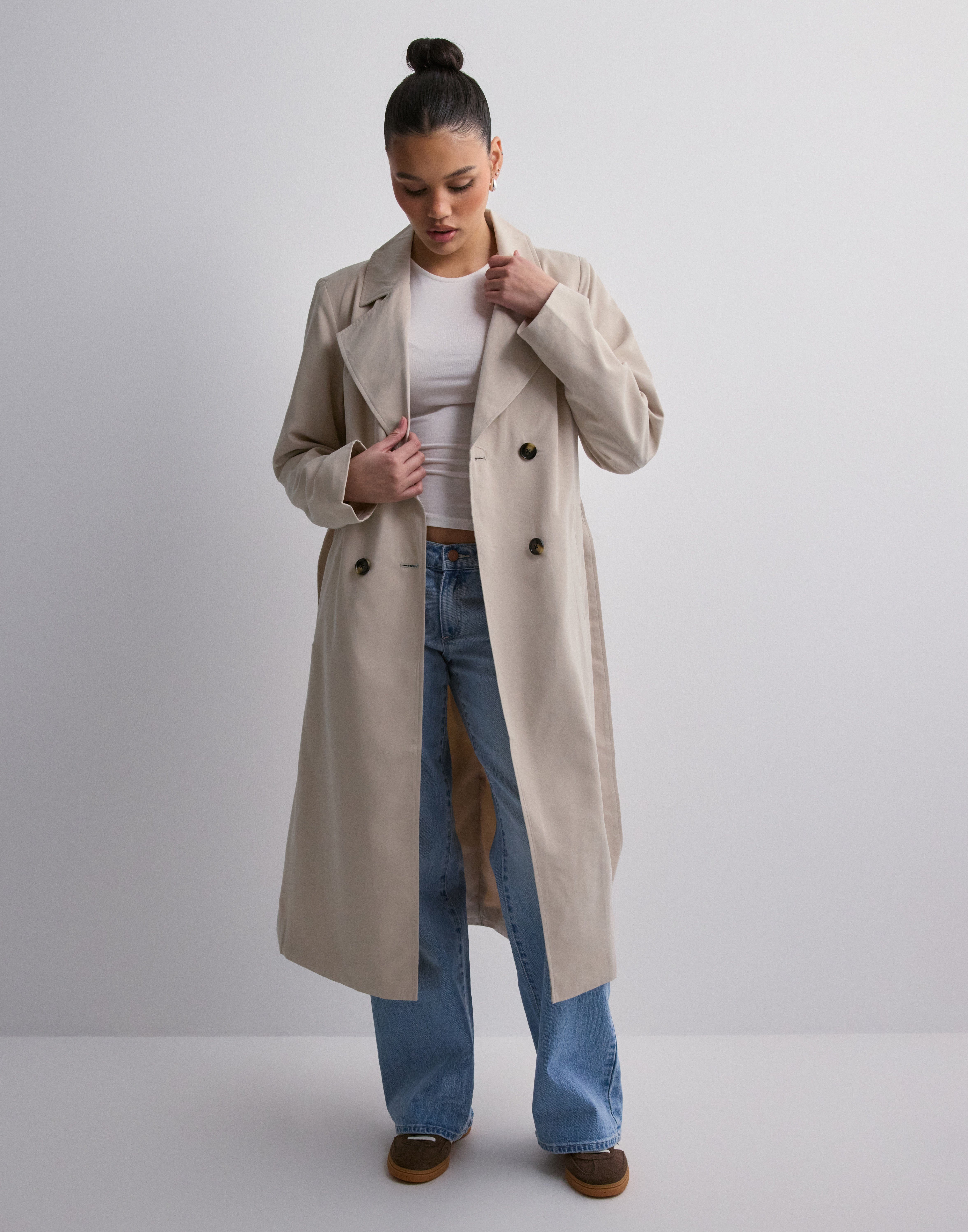 Stylish trench coats - long & short | Nelly Stylish trench coats - long & short | Nelly