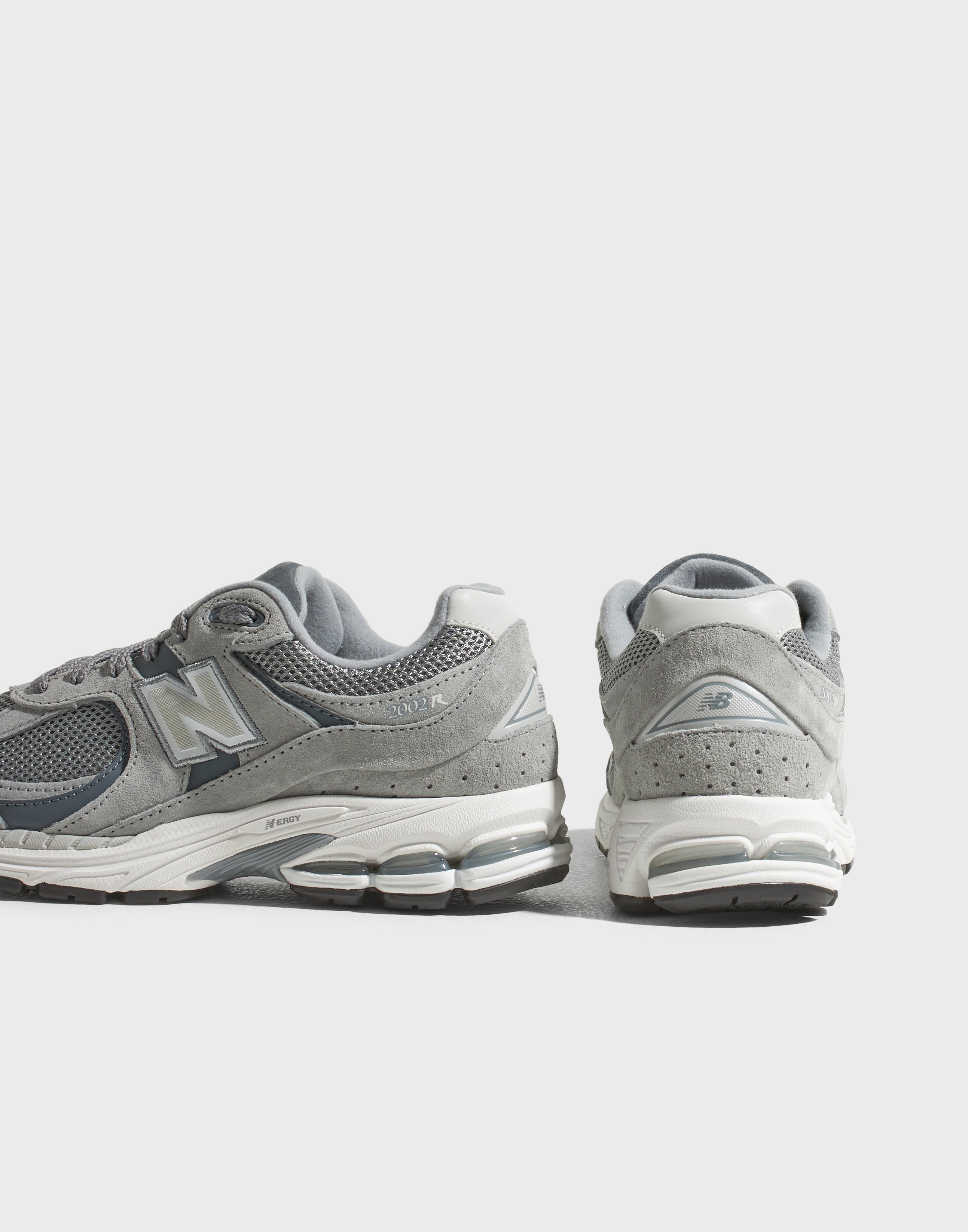 Buy New Balance M2002 - Steel | Nelly.com