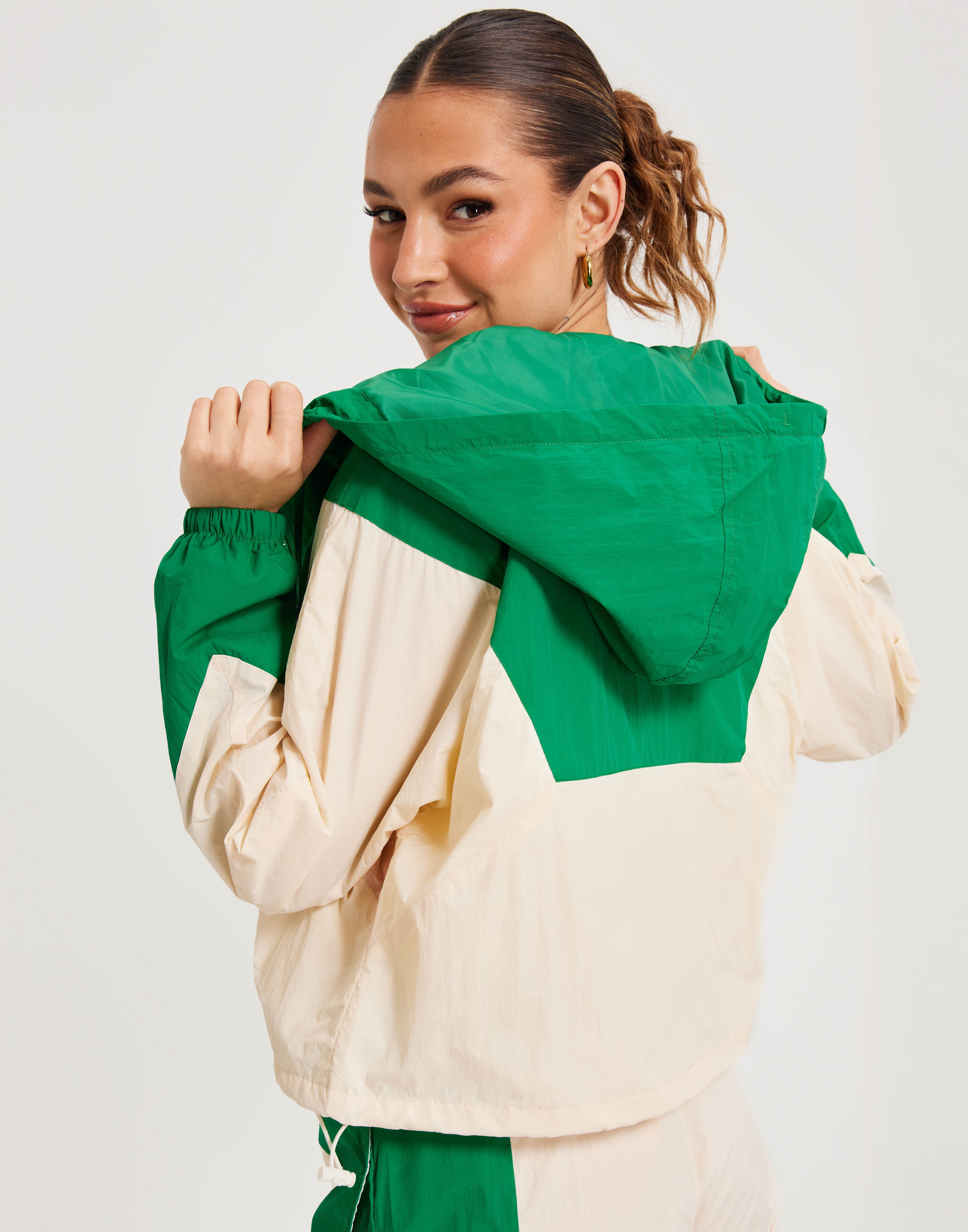 Buy Only ONLJOSE COLORBLOCK SPRING JACKET CC - Birch First Tee +
