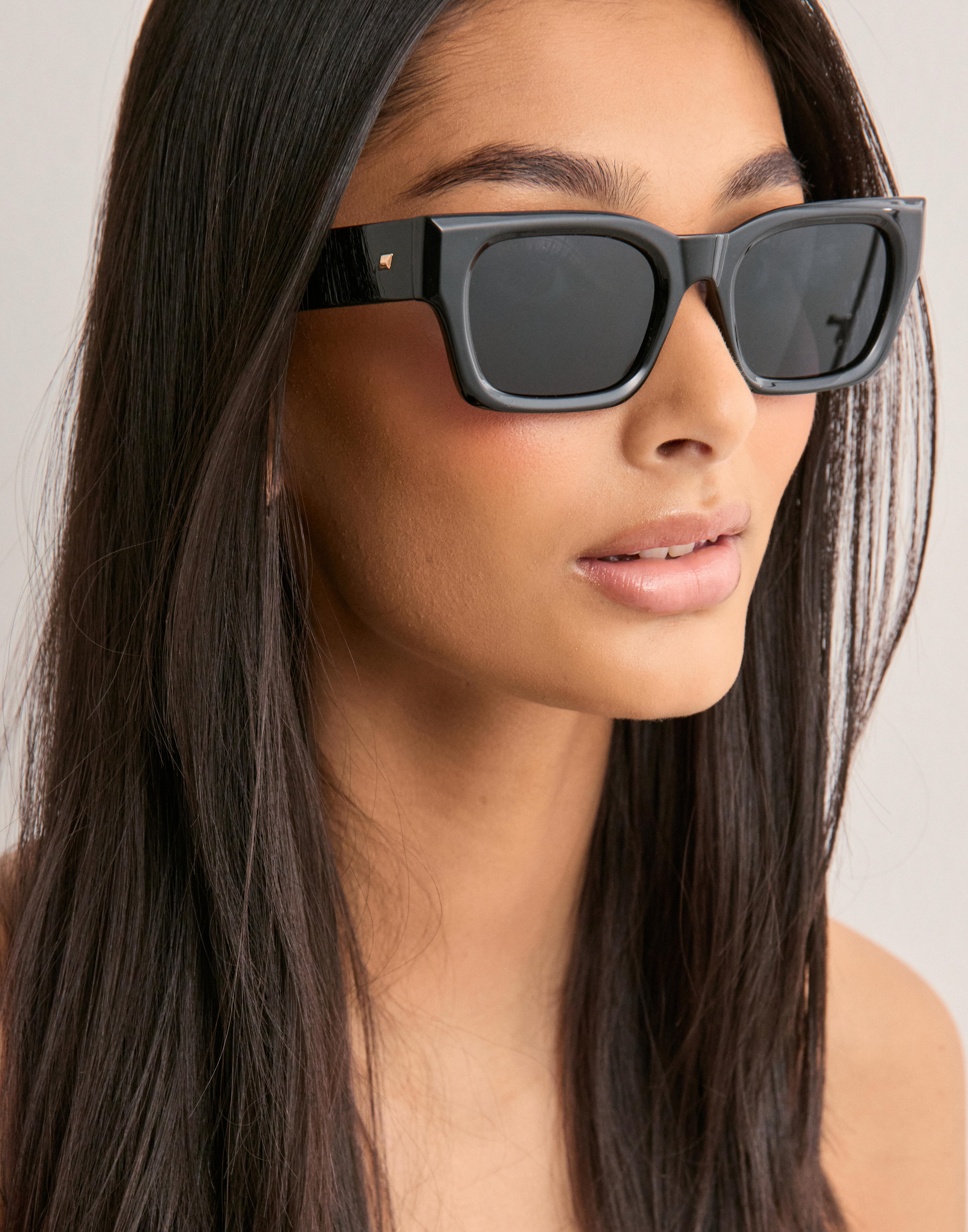 【関税込み】Le Specs ブラック Shmood サングラス aec082071bb7a724447d52c33c4736