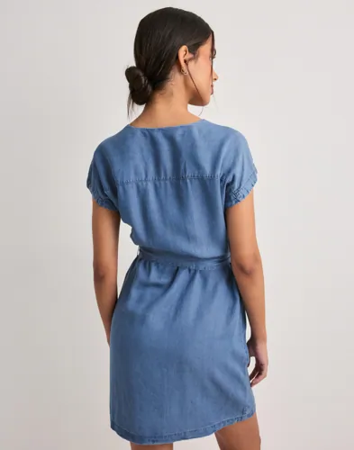 ONLY Onlcharis Life Short Cap Dress Wvn skjortklänningar dam – bild 3