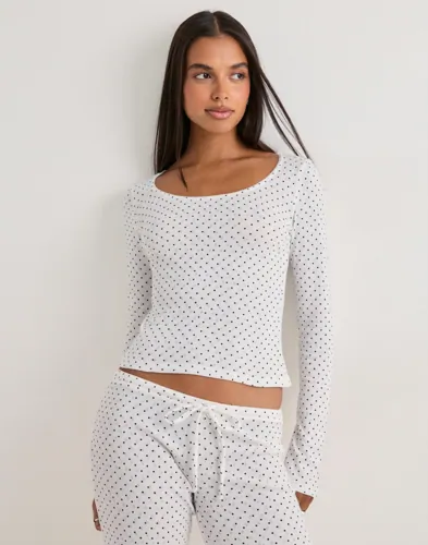 Nelly - Vit - Cute Print LS Top