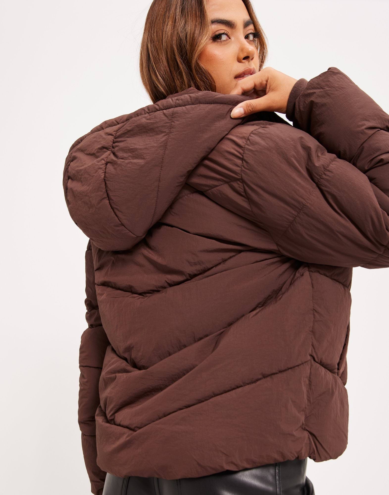 PCJAMILLA SHORT PUFFER JACKET NOOS