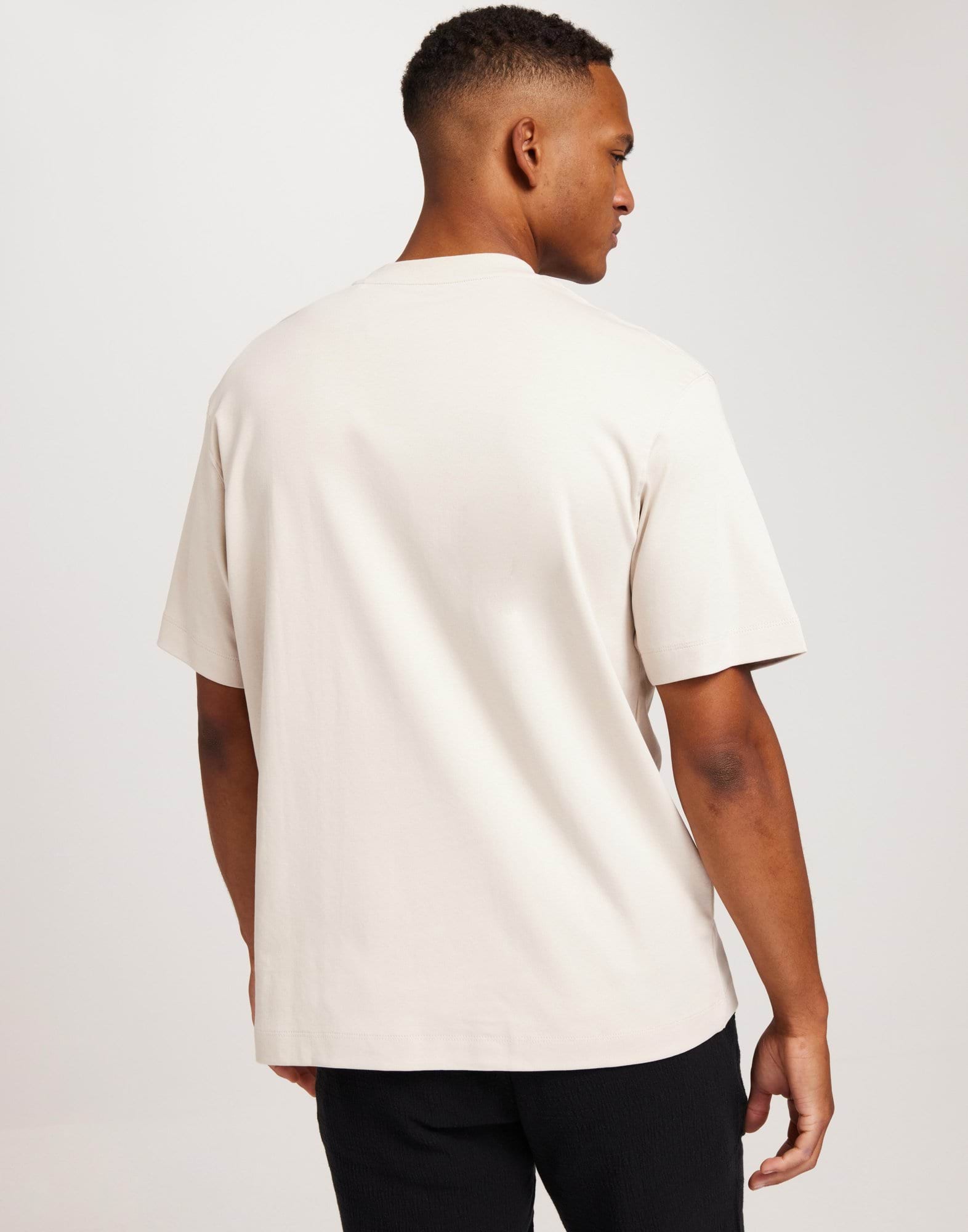 JJEURBAN EDGE TEE SS O-NECK NOOS