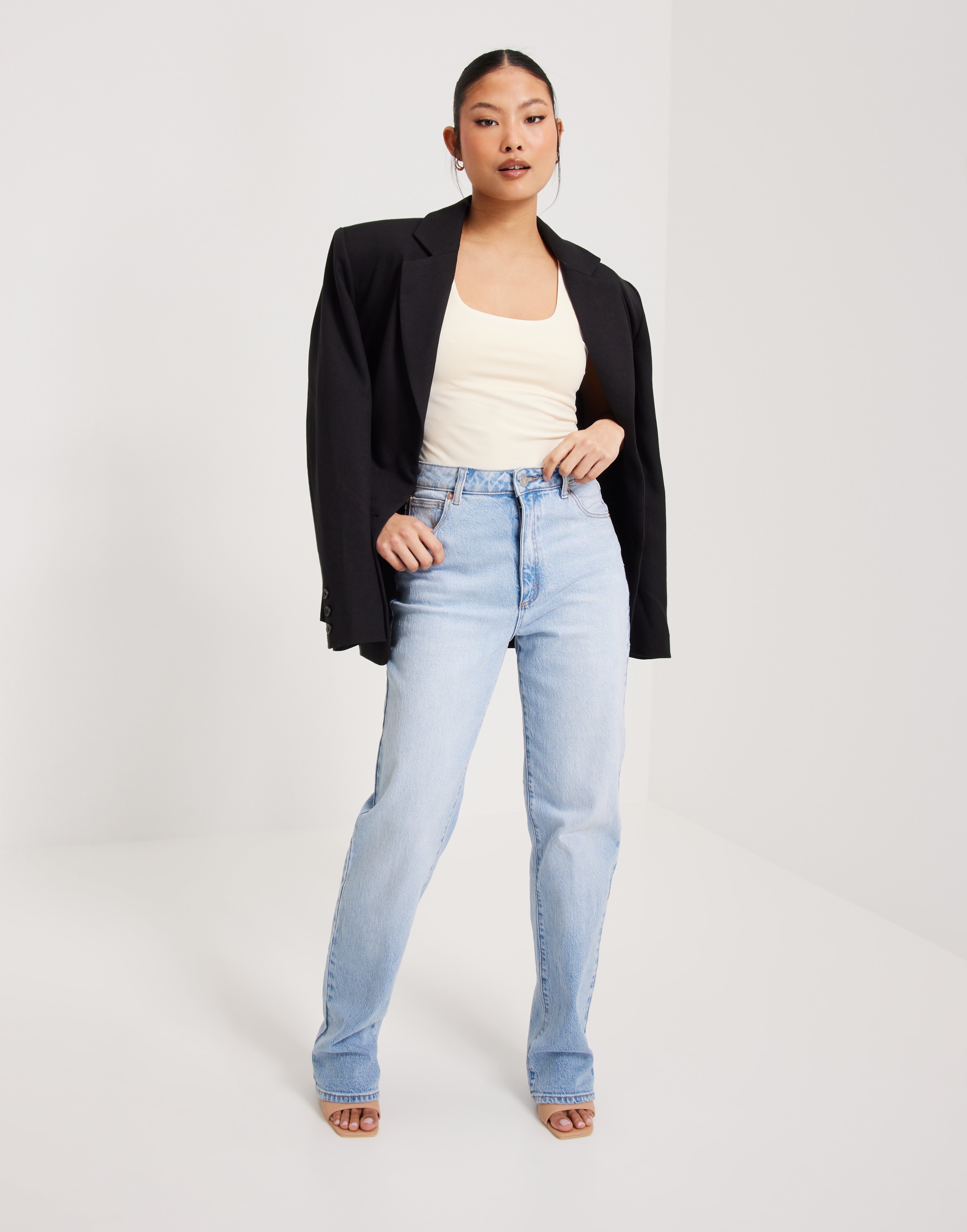 ONLY Damen Onllira Life T-Shirt V-Ausschnitt - Cloud Dancer Streifen Design | Größe L