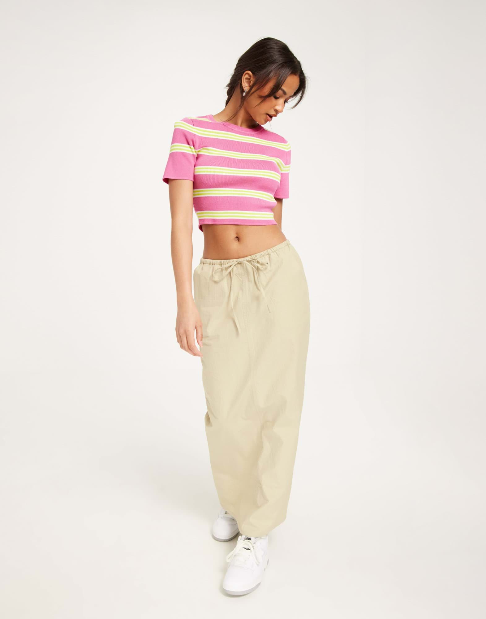 ONLEBBA SS CROP O-NECK KNT