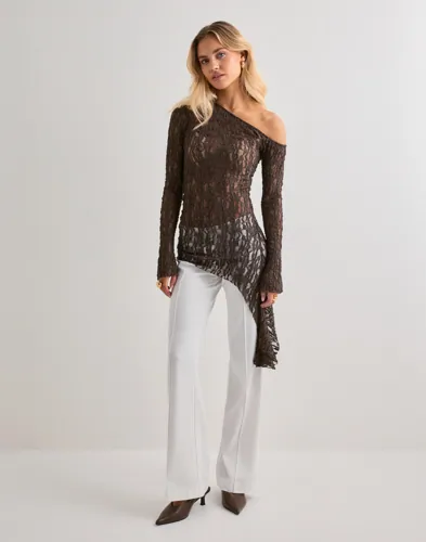 Nelly - Brun - Asymmetric Lace Top