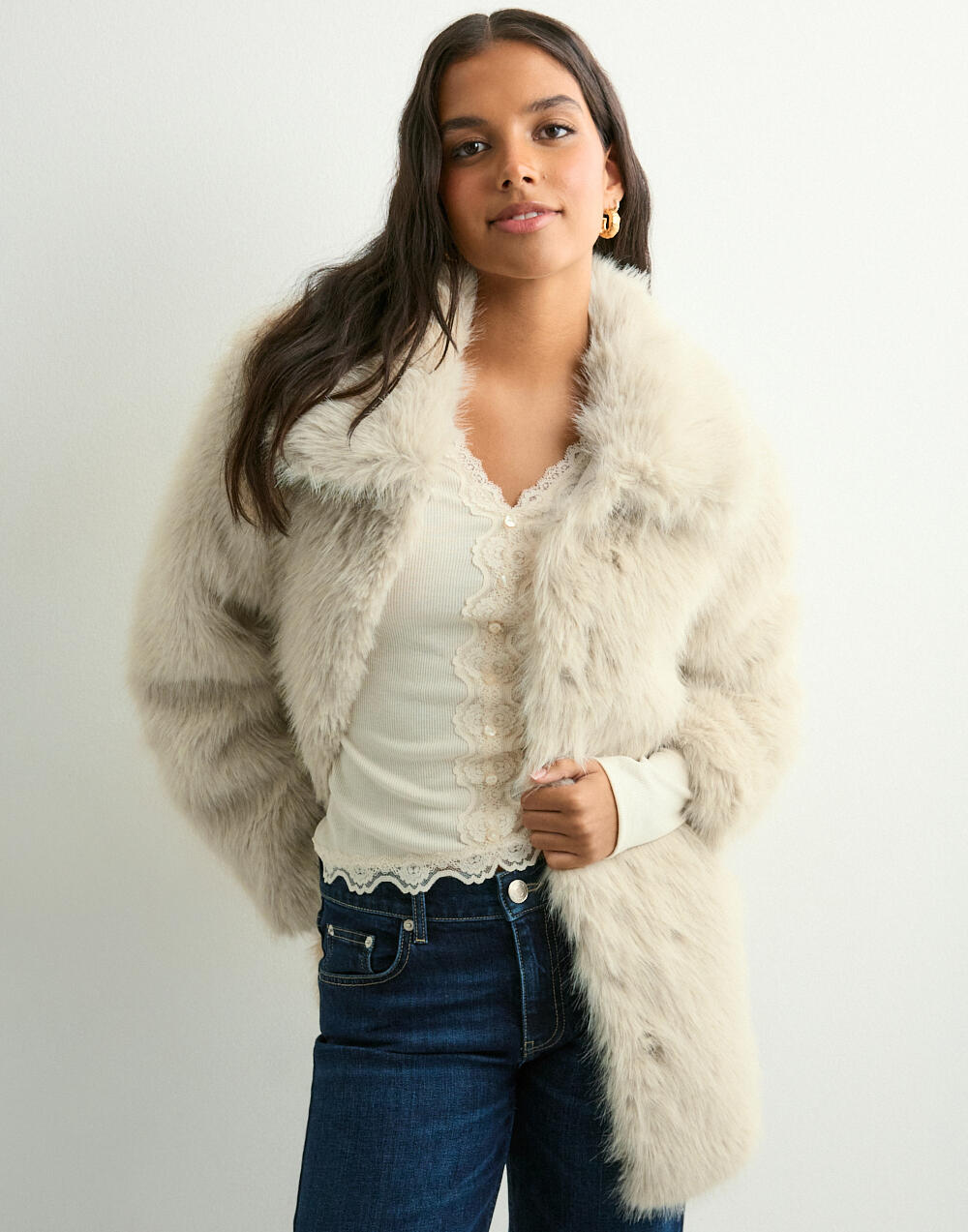 最安値　LEINWANDE Mama's Faux-fur Jacket s-l1200.png