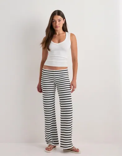 Nelly Stripe Knit Pants mjukisbyxor dam – bild 2
