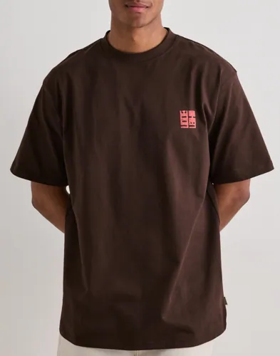 Woodbird Baine Nopa Tee T-shirts med tryck herr – bild 2