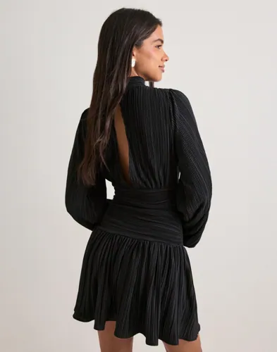 Nelly Pleated Flounce Dress festklänningar dam – bild 3
