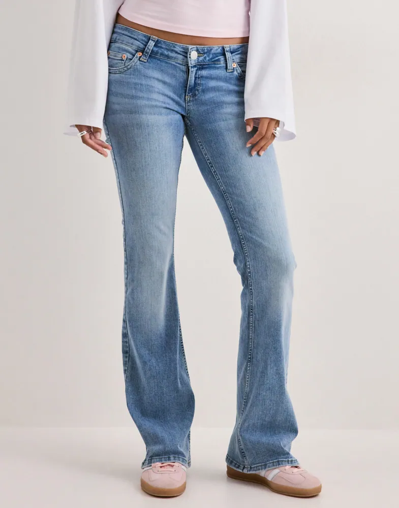 Ultra Low Bootcut Jeans