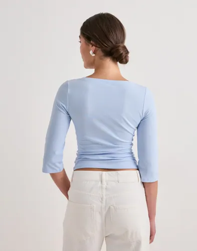 Nelly Wrap Half Sleeve Top toppar dam – bild 2