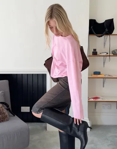 Nelly - Rosa - Relaxed Long Sleeve Top