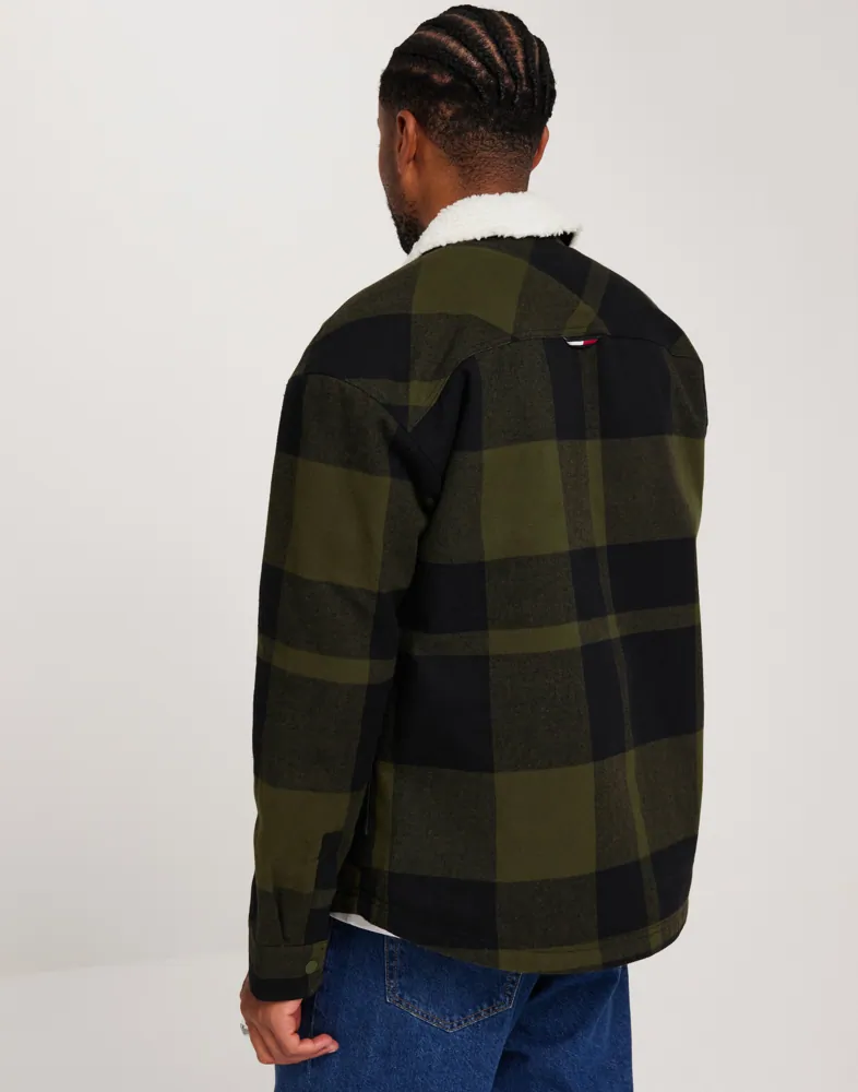 TJM CHECK SHERPA LINED OVERSHIRT