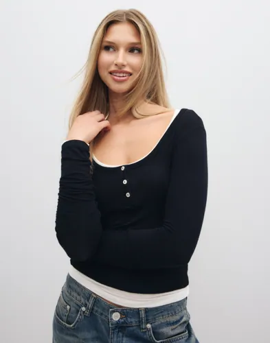 Nelly Soft Wool Blend Button Top blusar dam – bild 3