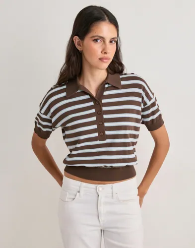 Neo Noir - Brun - Emira Knit Polo Top
