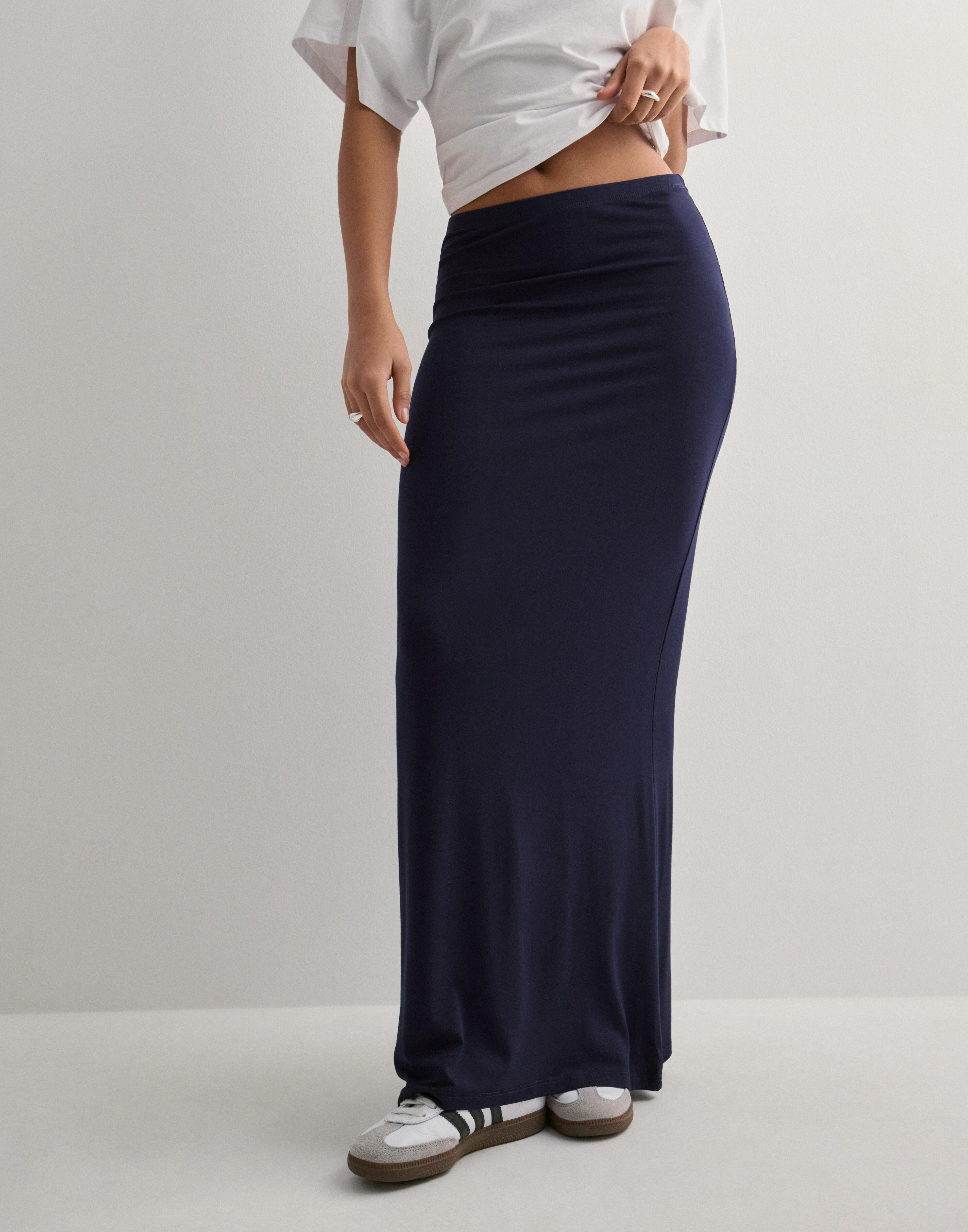 Buy Nelly Low Waist Mini Skirt - Black | Nelly.com